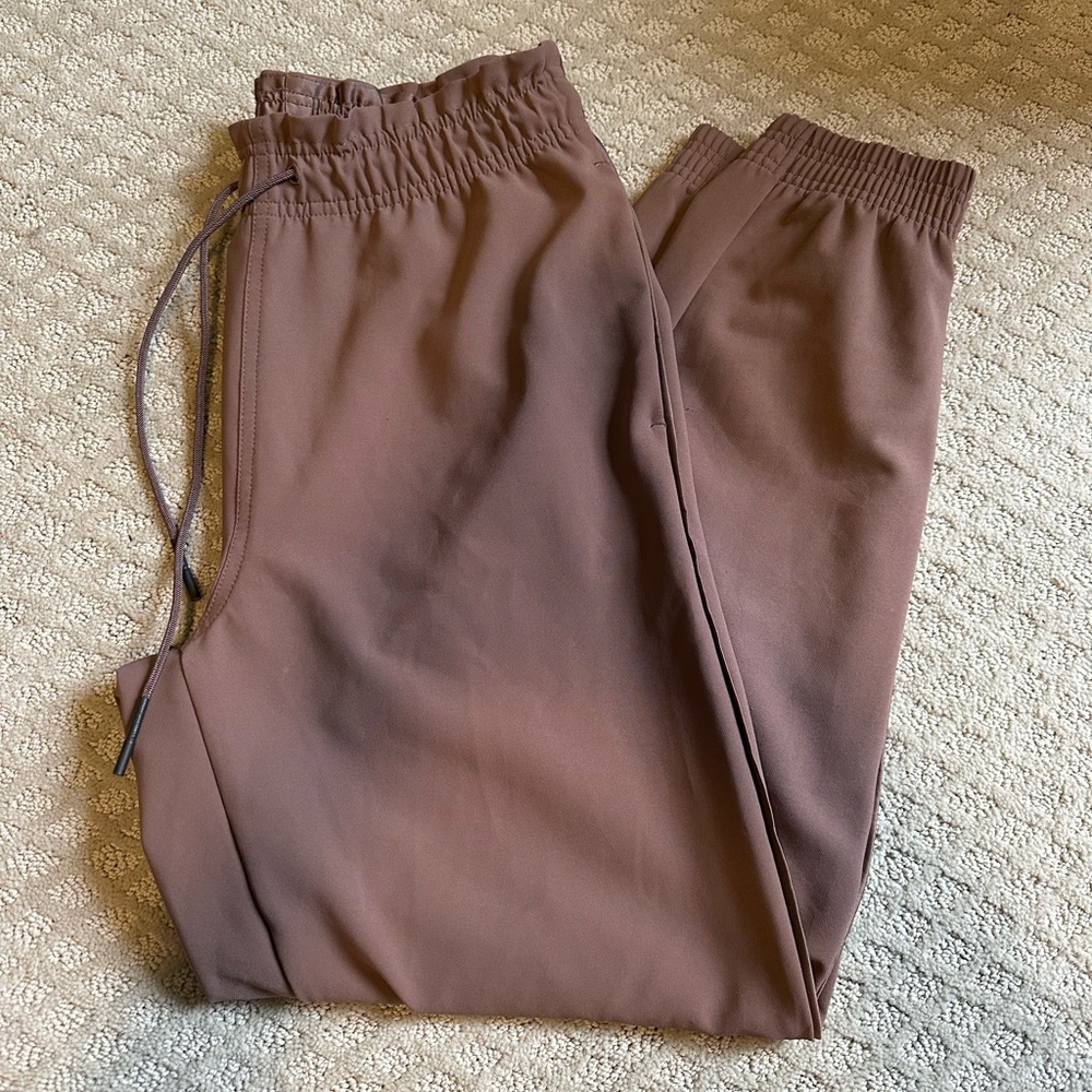 Athleta metropolitan joggers
